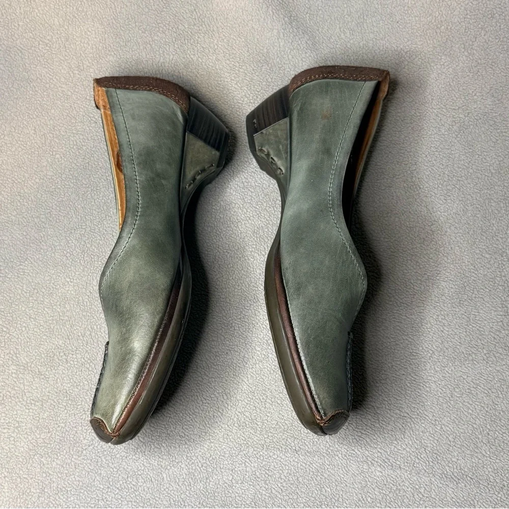 Pikolinos Green and Brown  slip~on Size 38EU.
Extremely comfortable. - Picture 2 of 5